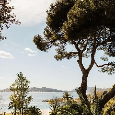 Les Voiles Hotel 3*