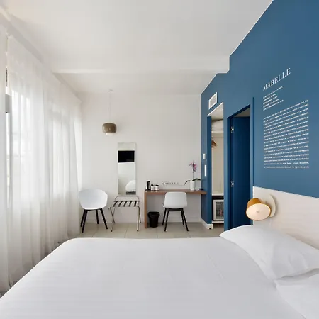 Les Voiles Hotel
