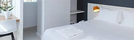 Les Voiles Hotel