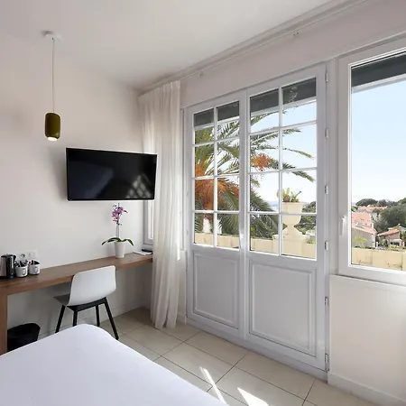 Les Voiles Hotel Toulon