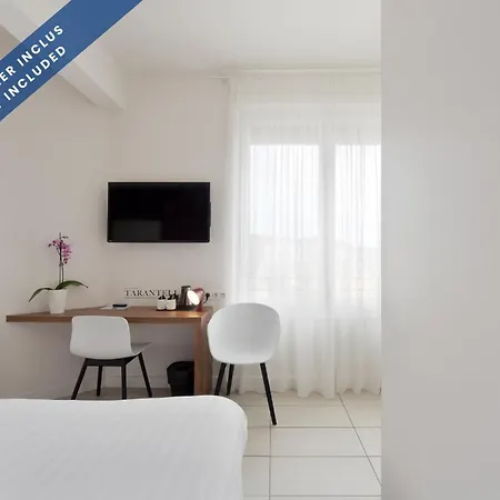 Hotell Les Voiles Toulon