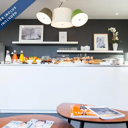 Hotel-rooftop Les Voiles Hotel 3*