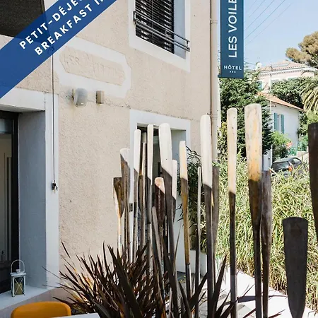 Hotel-rooftop Les Voiles 3* Toulon