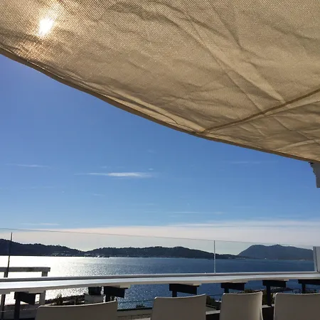 Hotel-rooftop Les Voiles Hotel 3*