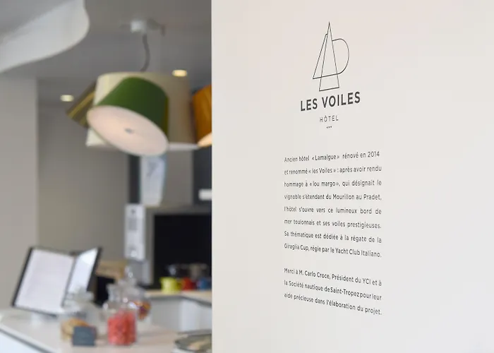 Les Voiles 3* 툴롱