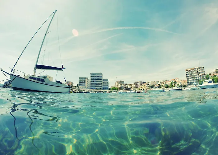 Les Voiles 툴롱